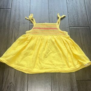 Girls Old Navy hobo like spaghetti strap Flowey shirt